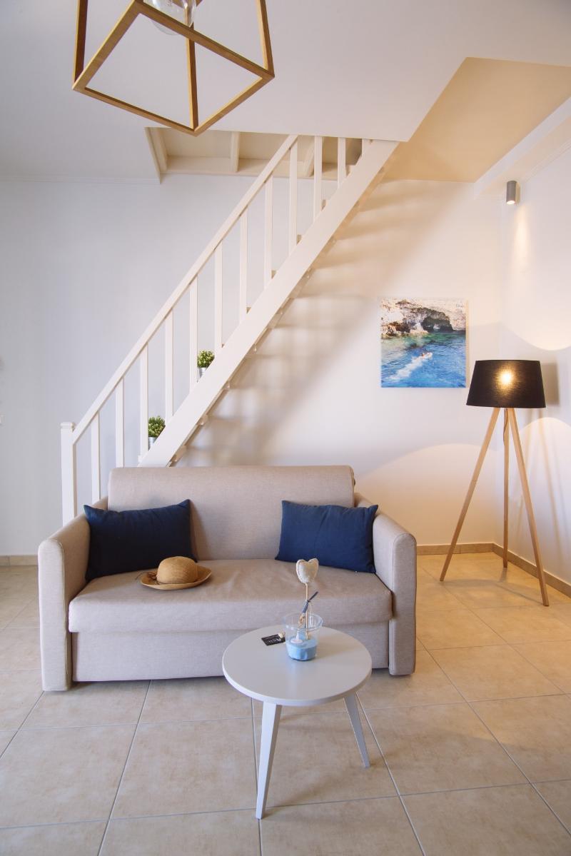 Aelia Apartments & Suites Livadi  Eksteriør billede